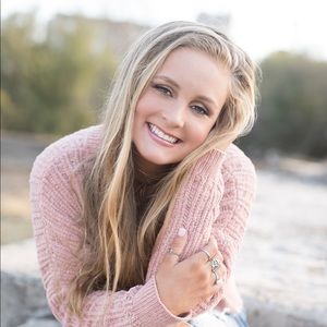 Meet your Posher, Anna